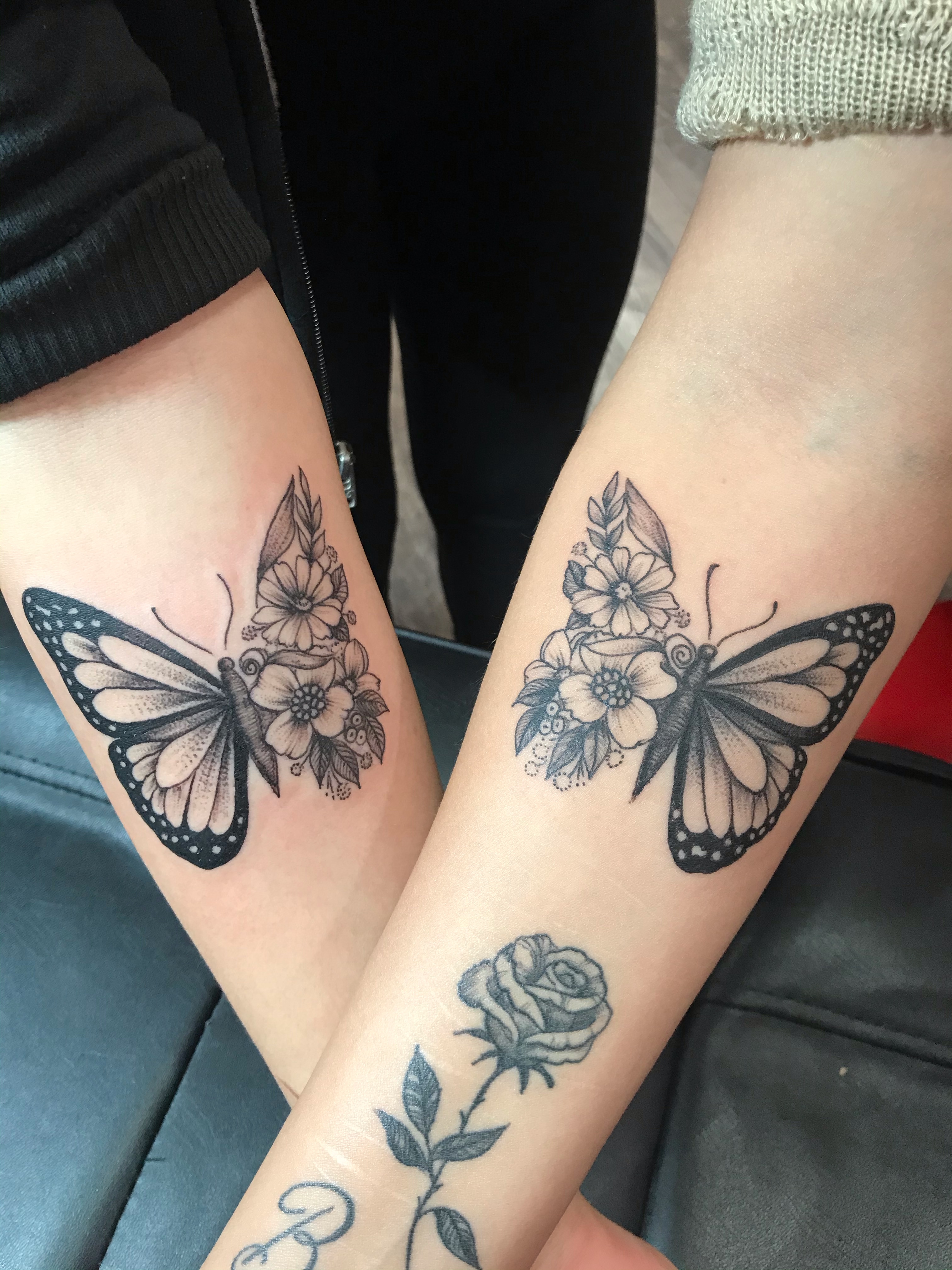 Tattoo uploaded by Ledja Qereshniku • #flowersbutterflytattoo #girlytattoo #redinktattoostudio • Tattoodo Tattoo uploaded by Ledja Qereshniku • #flowersbutterflytattoo #girlytattoo #redinktattoostudio • Tattoodo