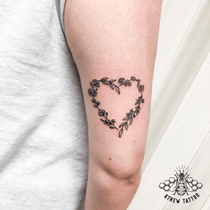 Fine-line Floral Heart Tattoo by Kirstie Trew @ KTREW Tattoo • Birmingham, UK 🇬🇧 #floraltattoo #hearttattoo #flowerheart #tattoo #fineline #linework 