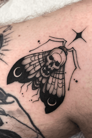 Death Moth ☠️/ black work