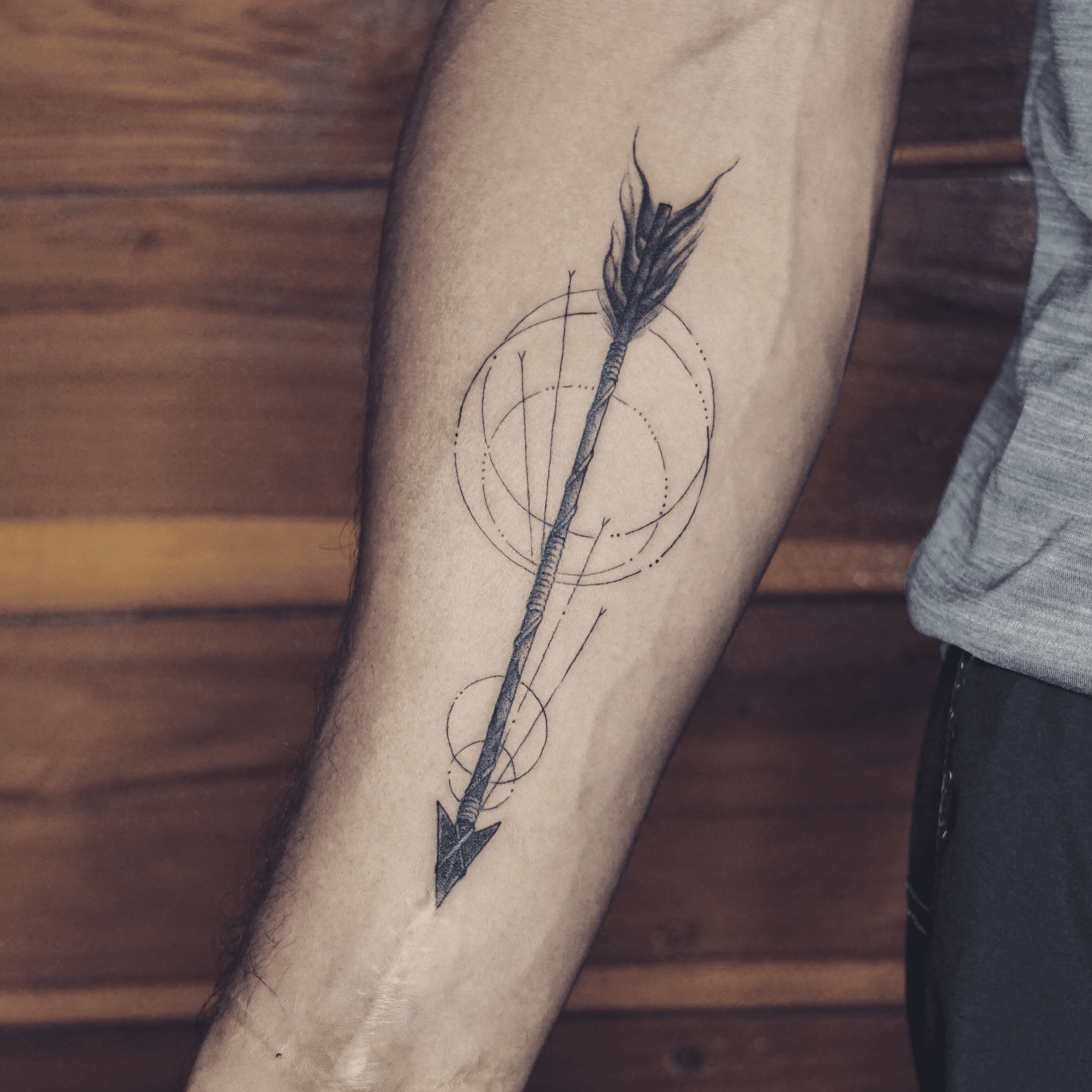 3 arrows to represent my 3 brothers full circle tattoo San Diego CA  r tattoos