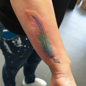 Watercolour feather #feathertattoo #watercolortattoo 