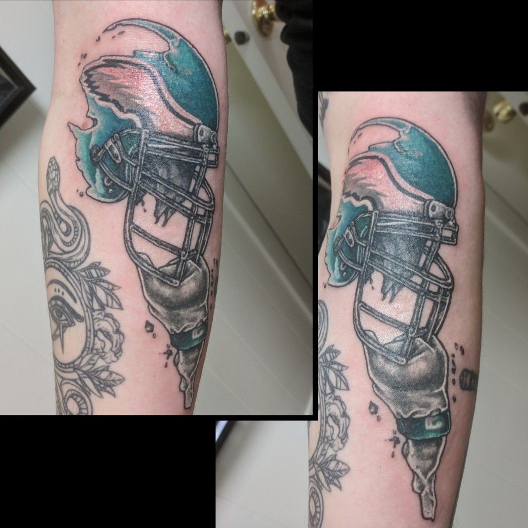 Tattoo uploaded by Keno • Eagles #BirdGang #EagleNation • Tattoodo