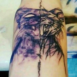 Wild cat🐱 este tatuaje fue una mezcla de ideas del cliente y mías, disfruté mucho haciéndolo e improvisando un poquito... Me encanta hacer este tipo de trabajos que me nutren cada día más como artista 💜...#cat #cattattoo #wildcat #tattoo #sketch #sketchtattoo #shadows #shadowstattoo #purple #purpletattoo #purpleink #ink #sketchink #inklove #inklife #tattoolife #tattoolove #tattooaprentice #art #tattoart #inkart #tattooartist #artist #progress #colombiatattoo #colombiantattooers #tattoocolombia 