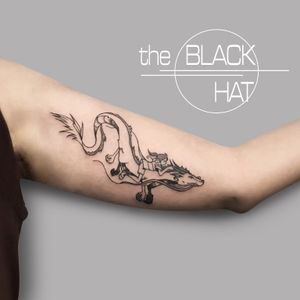 Lizzy is a big fan of anything magical as it truly describes her ever-wandering personality. So this Luck dragon was a real treat! #theblackhattattoo