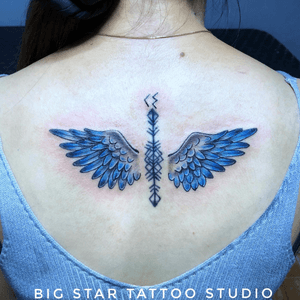 #wingstattoo #tattoo #smalltattoo #cutetattoo #ladytattooer #tattoosforwomen #bigstartattoostudio #bigstartattoostudiomandalay #mandalay #myanmar Big Star is located in Mandalay (Myanmar) and owned by female tattoo artist Kyal Sin Su.