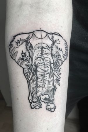 #elephant #elephanttattoo #floralelephant