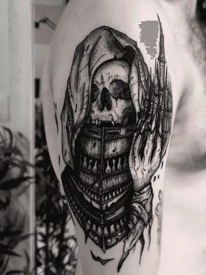 Blackwork Tattoo done by our Resident Artist Siebe.
#Inksane#Blackwork#DarkArt