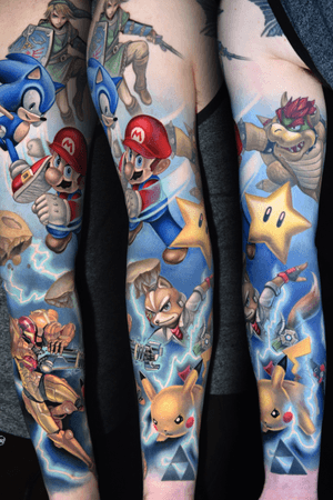 Super smash bro’s sleeve including my clients favorite characters in a game of sudden death! The details in this sleeve kept me busy as it took over 60 hours from start to finish. 