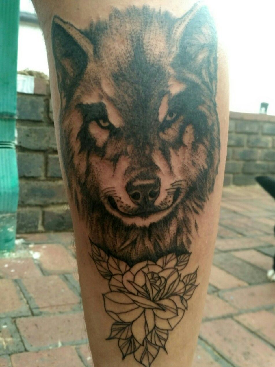 Tattoo uploaded by Shinobi Graphics Tattoos • #Wolf #tattoo #wolftattoo  #rose #rosetattoo • Tattoodo