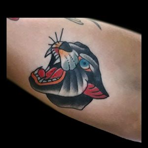 Tatu.. #tattoo #inked #ink #pantera #panther #tradicional #traditional #traditionaltattoo #traditionalpanther #panteratradicional #tradicionalamericano #luchotattooer #luchotattoo #pergamino 