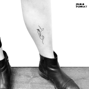Smoking woman for @sofieblauenfeldt, thanks so much! For appointments write me a message or call @tattoosalonen .#finelinetattoo ...#tattoo #tattoos #tat #ink #inked #tattooed #tattoist #art #design #instaart #geomenlinetext #flowertattoo #tatted #instatattoo #bodyart #tatts #tats #scripttattoo #tattedup #inkedup#berlin #tattoosalonen #denmark#thinlinetattoo #copenhagen #fineline #dotwork  #københavn #flowers