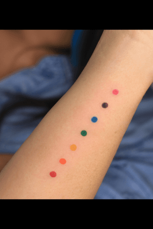 Nice rainbow 🌈 tattoo #rainbow. If you are planning to come to Cartagena Colombia. Ink lovers is here to help you out ! We are inside the old city.