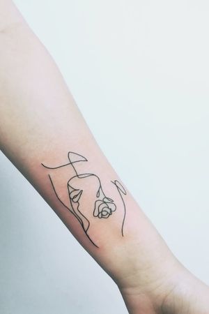 We are a tattoo shop in Barcelona specialized in fine line tattoos. We are located in Barcelona city center.Walk-ins welcome everyday. Check our instagram: @thewavetattoobcn#fineline #finelinebarcelona #finelinetattoos #minimaltattoo #minimalistictattoo #singlelinetattoo# singlelinebarcelina #minimaltattoobarcelona