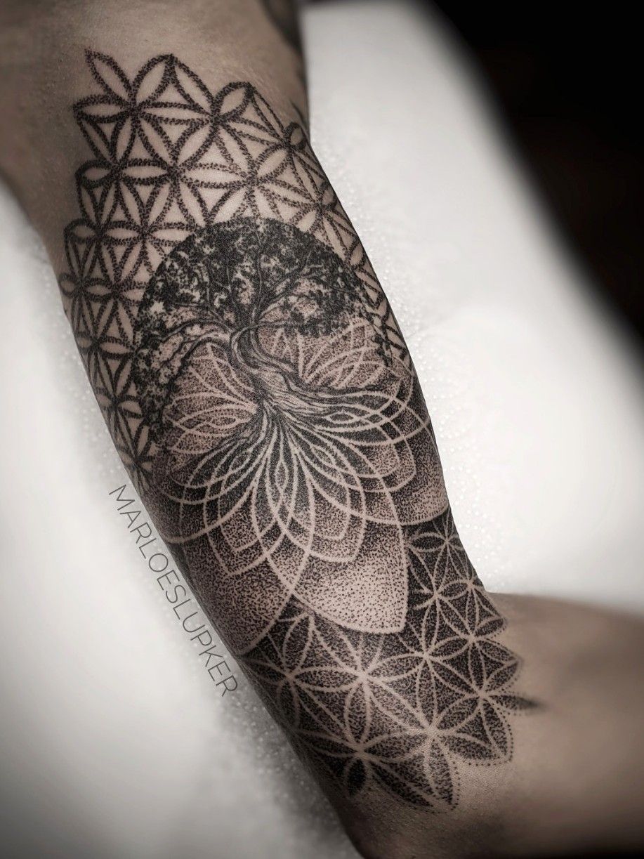 Halfsleeve tattoo flower of life  Best sleeve tattoos Sleeve tattoos  Flower of life tattoo