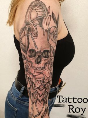 Sleeve in progress #skulltattoo #skull #blackandgreytattoo 