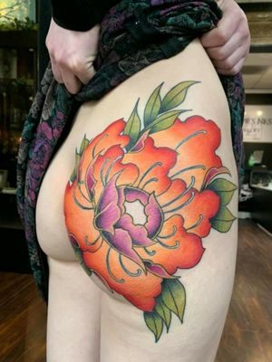 Neotraditional Flower Butt tattoo