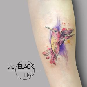 Our Andy @andylopeztattoo is a young but insanely talented artist from Spain. She is a classically trained painter and can tattoo nearly anything, but her true love lies in watercolour and realistic tattoos. Check out her portfolio and book your time with Andy soon! #theblackhattattoo