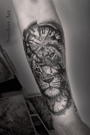 #lion #clock