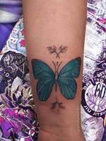 It's butterfly season 🦋 HMU for your next tattoo 😉 #TattooedLife #PinkyBooTattoos #HexNeedles #Inked #Art #HexTat #TattoosOnInstagram #TattooLove #AZFemaleArtist #AZTattooArtist #tattooed #Bishop #HexCartridges #InstaArt #photooftheday #instatattoo #bodyart #tatts #tattedup #inkedup #GetYours pinkystatt2s@gmail.com 🖤