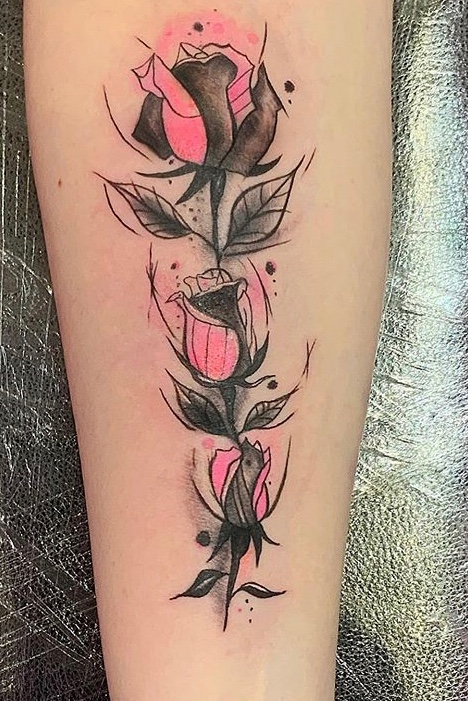 Tattoo uploaded by Dini • Rosa e fogo • Tattoodo