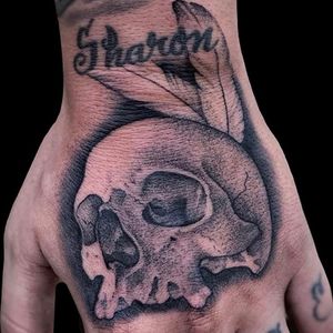 Skull tattoo done by Anna Wolff
