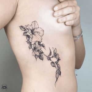 FLOWERS TATTOO