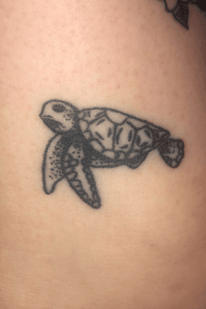 My first tattoo!! Had this out of a lucky dip at the tattoo freeze convention with a friend, by Molly from Clockwork Ink.