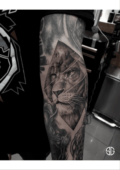 Pitbull Tattoo on X: Half Back Tattoo - Japanese #blackandgray