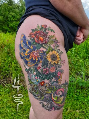 Great clients, beautiful tattoo projects. Freedom to create. color tattoo floral with skull surrealism.
