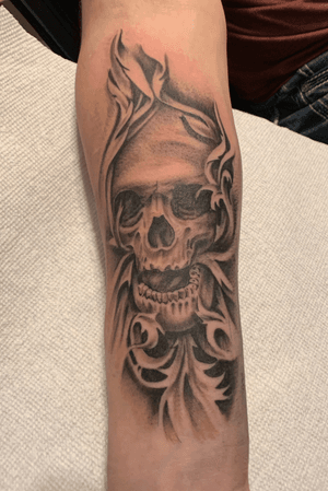 #skull #blackandgrey #awesometattoo #tattoo 