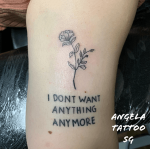 Floral design to go with existing fonts. Xoxo..!! 😘😘 🔥🔥🔥🔥🔥🔥🔥 Like & Follow..!!!😍😍😍 🔥🔥🔥🔥🔥 Done using..::@needlehearttattoo @cheyenne_tattooequipment @stencilanchored @asiatattoosupply @squidster_skinmarker @criticaltattoosupply @kurosumitattooink @tattoosingapore @wickedtattoomag #sgtattoo #needlehearttattoo#singaporetattoo #tattoo #tattoos #tattooed #floraltattoo #inkedmag#singapore #japanesetattoo#bnginksociety #tattoo_composition#kurosumiink #tattoolifemagazine#tattooist#criticaltattoosupply #cheyennetattooequipment #stencilanchored#cheyennespirit #tattooartist#angelatattoosg #irezumi#irezumicollective#狮城刺青#cutetattoos #femaletattooartist #tattooer#blackworktattoo #squidster_skinmarker #asiatattoosupply