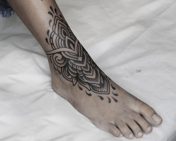 Tattoo from Hoodgang Tattoo Studio