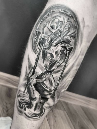 Lite update of old tattoo for Oleg "Time" - Mostly white color ◾ #тату #время #час #trigram #tattoo #time #inkedsense 