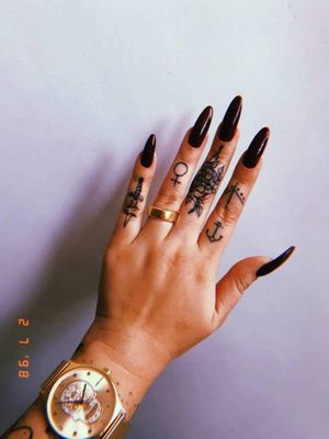 Tattoo fingers.#tattoodo #luanegra #artrdalua 