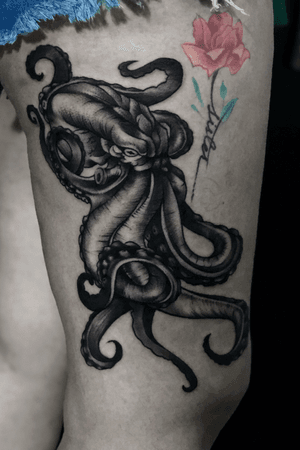 Tattoo by Malavida Tattoo