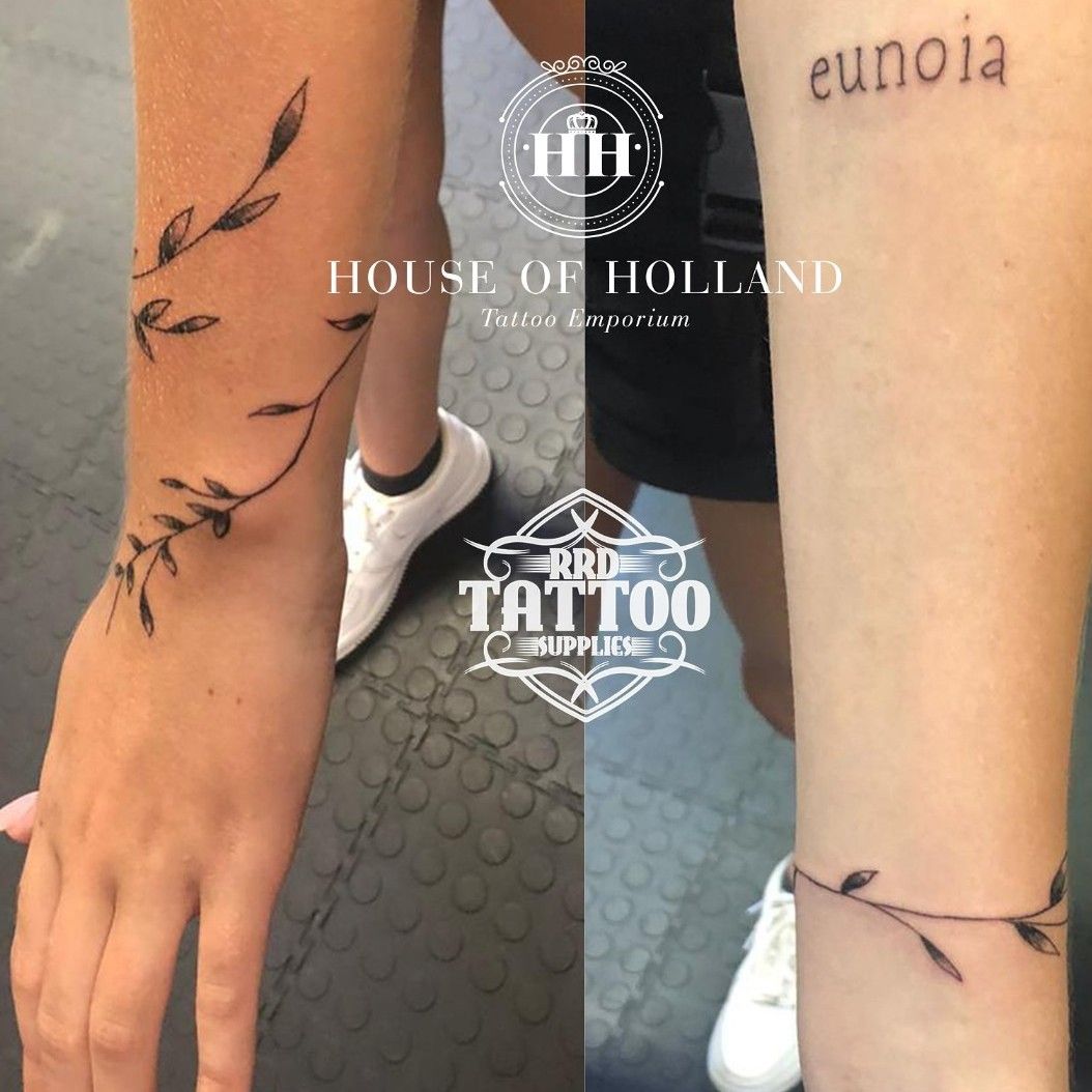 Details more than 142 bracelet tattoo girl