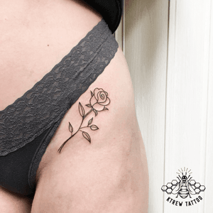 Rose Fine-line Tattoo by Kirstie @ KTREW Tattoo • Birmingham, UK #finelinetattoo #rose #rosetattoo #linework #birminghamuk #tattoo