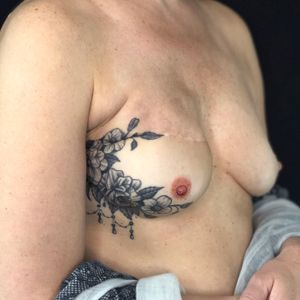 #3D #nippletattoo after #mastectomy by #AlexiaCassar #thetétonstattooshop #France #MarlylaVille #Nice #cancer #survivor