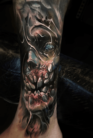 😬 #vainiusanomaly #horror #fantasy #creepy #realistic #color #dark #evil #unique #tattoo done with Intenze tattoo ink and Inkjecta machine