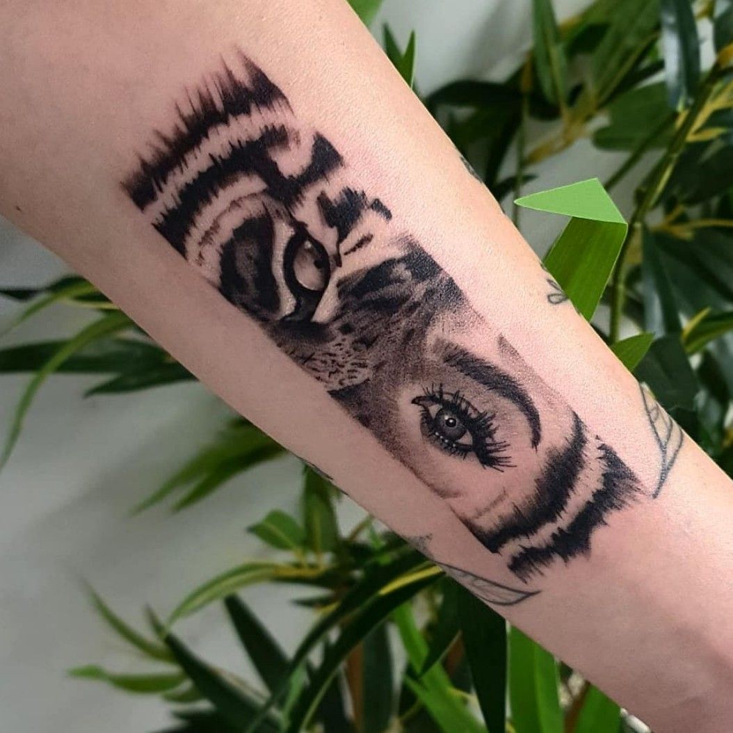 Lion Half Sleeve Temporary Tattoo Black and Gray Tattoos  Etsy Italia