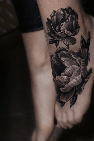 Tattoo femminile sul piede