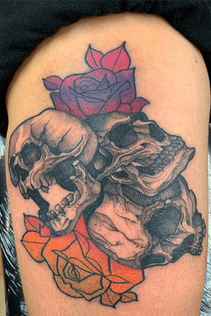 Skull & roses/ Xcentricas Tattoo machines-Radiant Colors Ink - Boycott Products