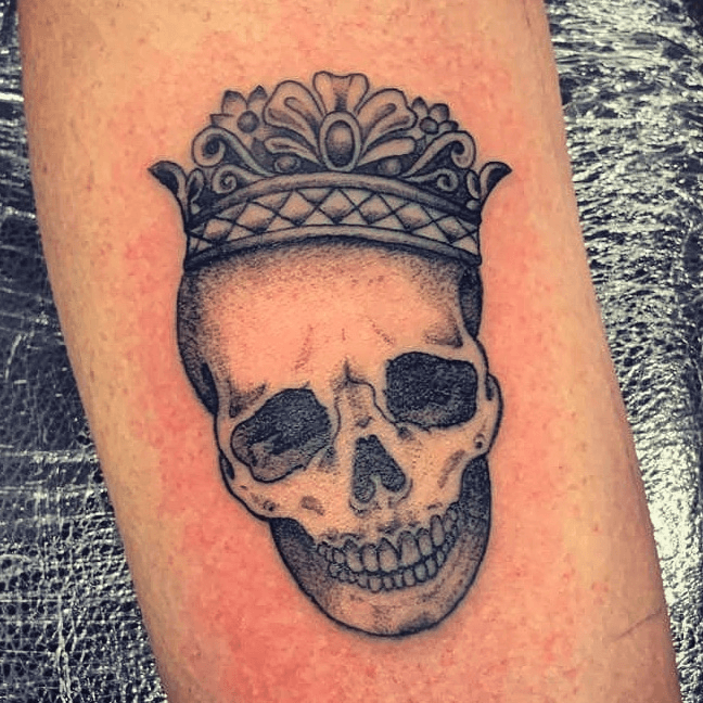 Aggregate more than 84 queen crown drawing tattoo latest  thtantai2