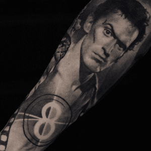 Ash Williams from the “Evil Dead” ,part of the healed sleeve #evildead#portrait#blackandgrey#realistic#horror#zombie