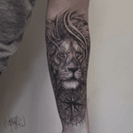 Lion by Jones #lion #liontattoo #tattoodo #realism #compass #tattooartist #tattoooftheday #blackandgrey #ink 
