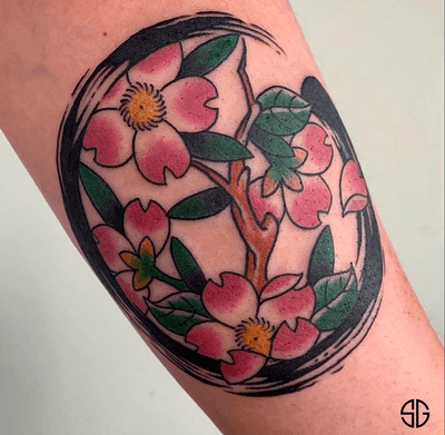 • Blossoming Zen ⭕️ • beauty by our resident @dr.ivo_tattoo 🍒 For bookings after lockdown and info: •🌐 www.southgatetattoo.co.uk •📧 info@southgatetattoo.co.uk •📱07456415895‬(WhatsApp only) ⚡️ ⚡️ ⚡️ #zen #zencircletattoo #cherryblossom #cherryblossoms #cherryblossomtattoo #colourtattoo #southgatetattoo #londontattoo #london #southgate #northlondontattoo #southgatesgtattoo #northlondon #SGTattoo 