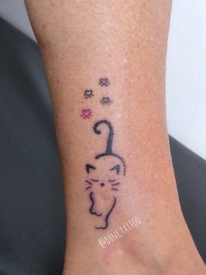 Cat tattoo gato mini 