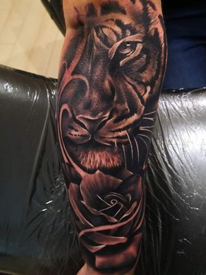Tiger & Rose Tattoo 