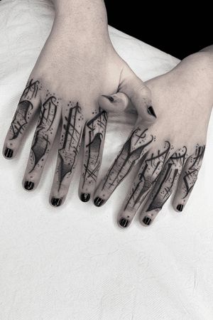 Tattoo by Synesthezia