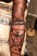 Chicago Bulls tattoo, money bags tattoo, half sleeve, inner arm tattoo, female tattoo artist, Amoy Amonte